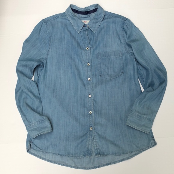 Vineyard Vines Tops - Vineyard Vines chambray tencell button shirt 6